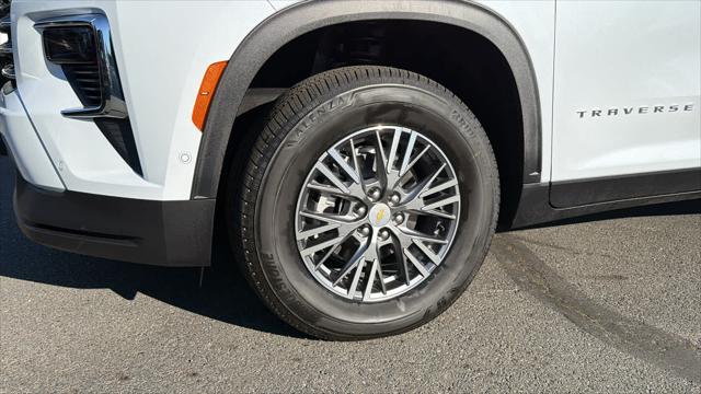 2026 Chevrolet Traverse AWD LT