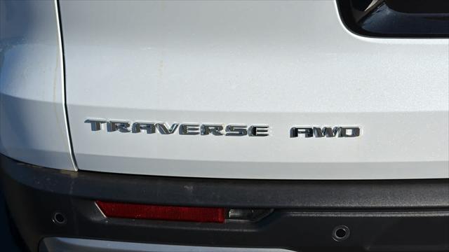 2026 Chevrolet Traverse AWD LT