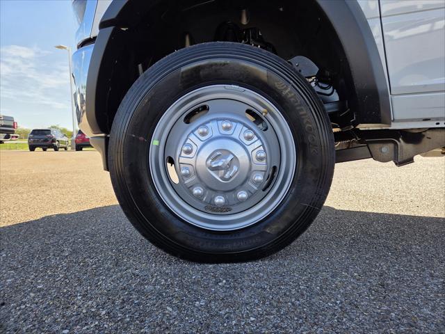 2026 Ram 5500 Tradesman/Big Horn