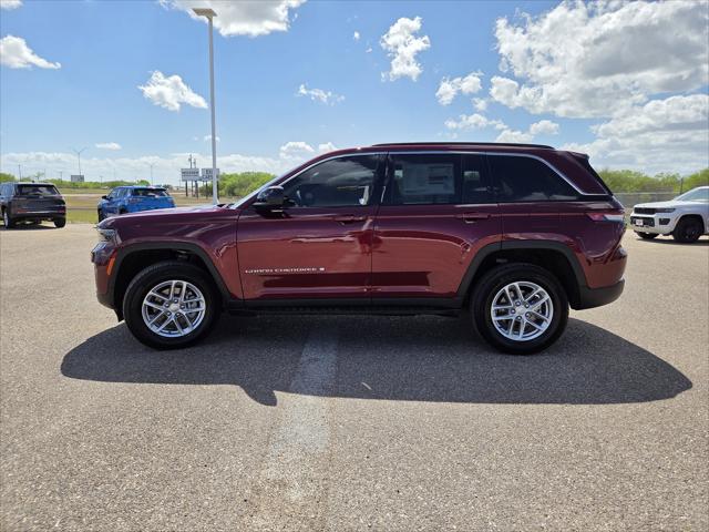 2026 Jeep Grand Cherokee Laredo 4x4