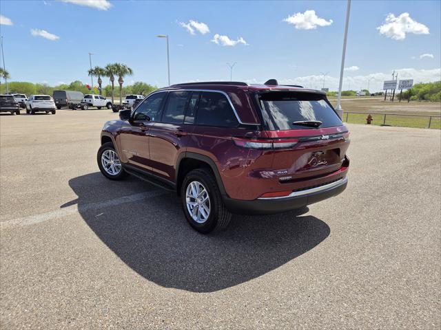 2026 Jeep Grand Cherokee Laredo 4x4