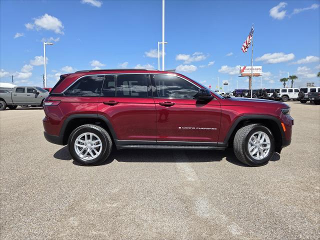 2026 Jeep Grand Cherokee Laredo 4x4