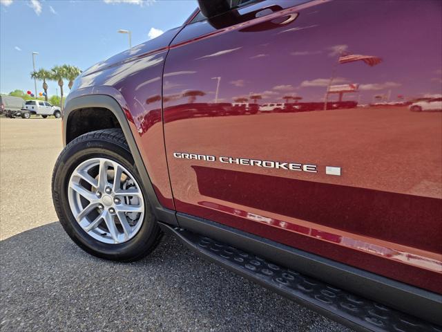 2026 Jeep Grand Cherokee Laredo 4x4