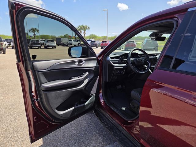 2026 Jeep Grand Cherokee Laredo 4x4