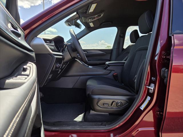 2026 Jeep Grand Cherokee Laredo 4x4