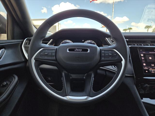 2026 Jeep Grand Cherokee Laredo 4x4
