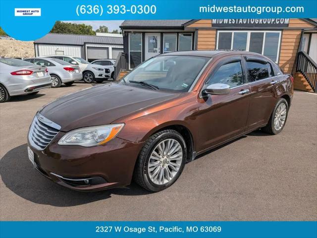 2012 Chrysler 200 Limited for sale in Pacific, MO