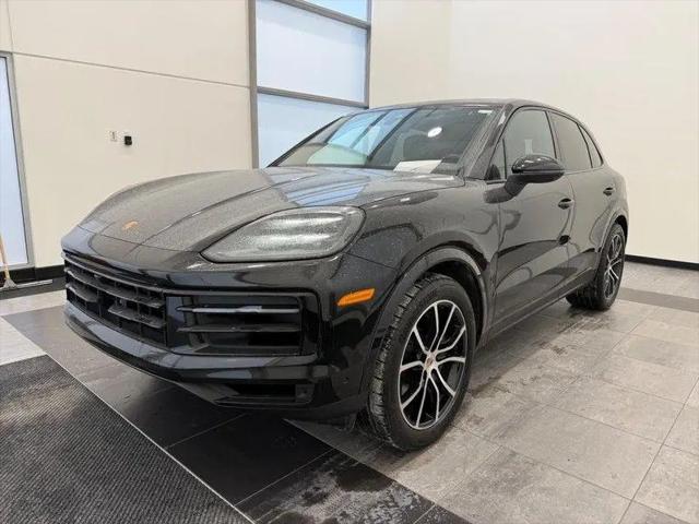 2025 Porsche Cayenne Base for sale in Madison, WI