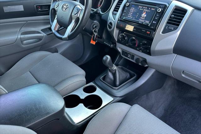 2015 Toyota Tacoma 4WD DOUBLE CAB V6 MT
