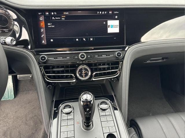 2026 Bentley Flying Spur V8