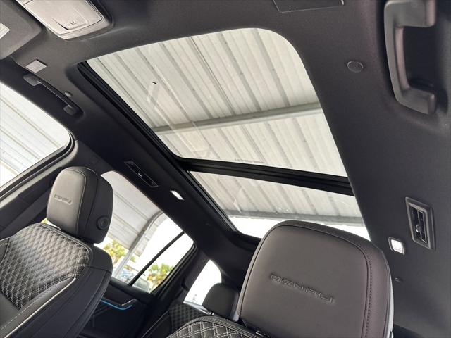 2026 GMC Acadia Denali FWD