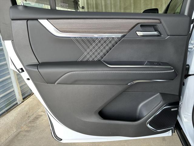 2026 GMC Acadia Denali FWD