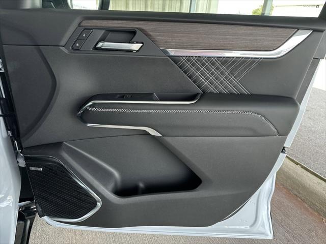 2026 GMC Acadia Denali FWD