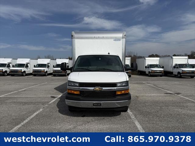 2026 Chevrolet Express Cutaway 4500 Van
