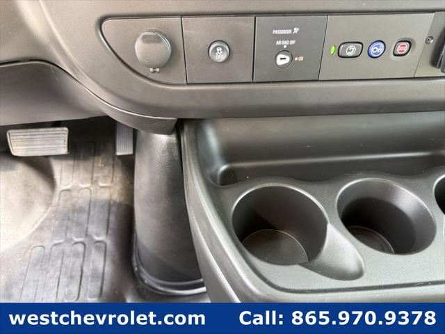 2026 Chevrolet Express Cutaway 4500 Van