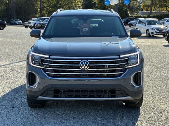2026 Volkswagen Atlas SE with Technology