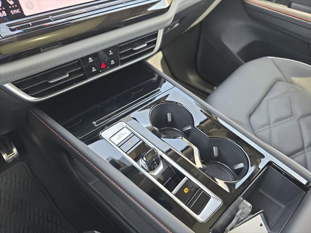 2026 Volkswagen Atlas Peak Edition