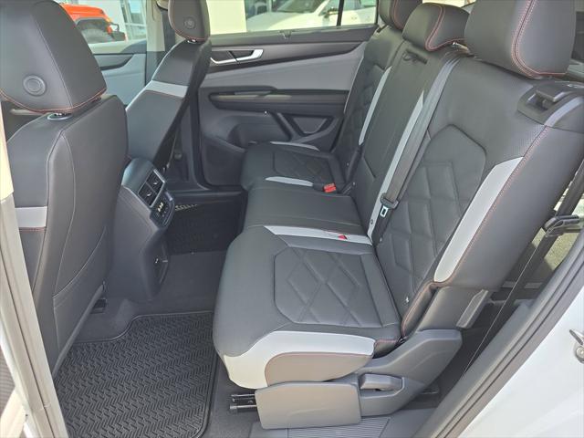 2026 Volkswagen Atlas Peak Edition