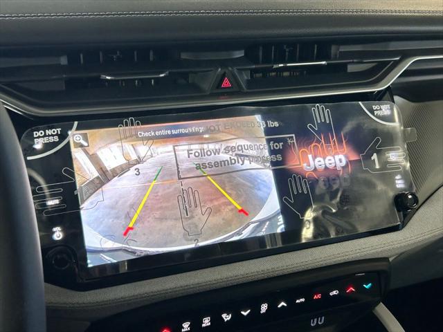 2026 Jeep Cherokee Laredo 4x4