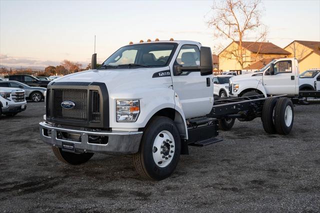 2025 Ford F-650 Base