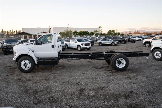 2025 Ford F-650 Base