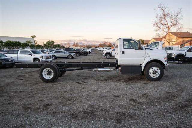 2025 Ford F-650 Base