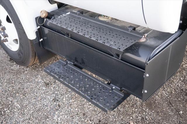 2025 Ford F-650 Base