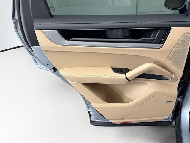 2026 Porsche Cayenne Unknown