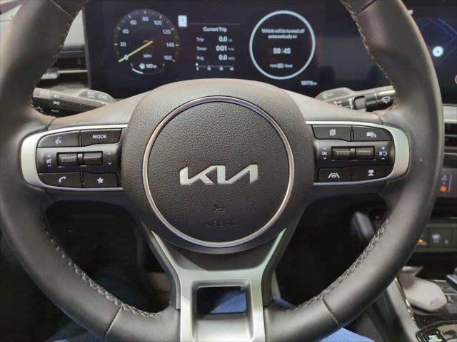 2025 Kia K5 EX