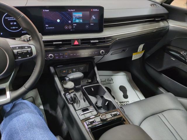 2025 Kia K5 EX
