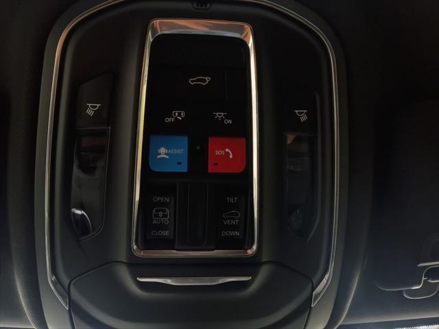 2026 Jeep Grand Cherokee Altitude 4x2