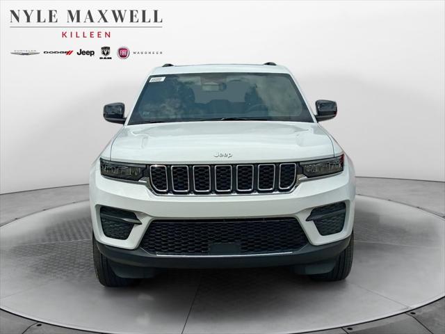 2026 Jeep Grand Cherokee Altitude 4x2