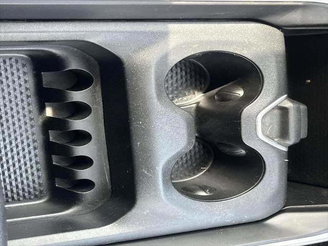 2019 Ram 1500 Big Horn/Lone Star Crew Cab 4x4 5'7" Box
