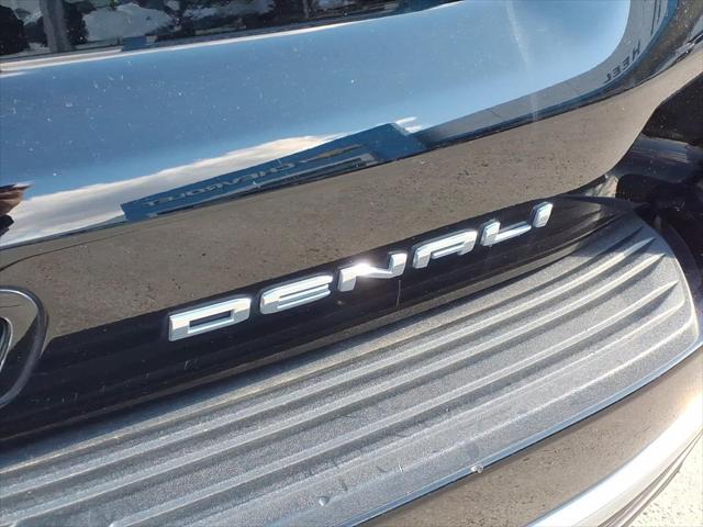 2022 GMC Yukon XL 4WD Denali