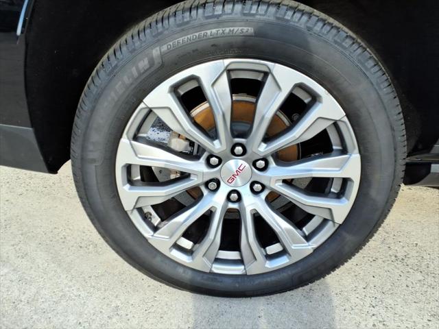 2022 GMC Yukon XL 4WD Denali