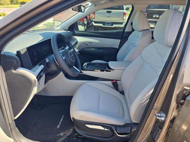 2026 Hyundai Tucson Hybrid Blue SE
