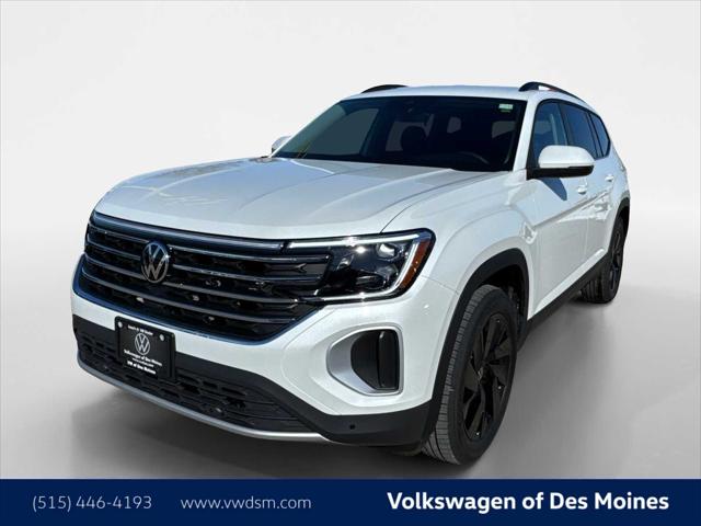 2026 Volkswagen Atlas SE with Technology for sale in Johnston, IA