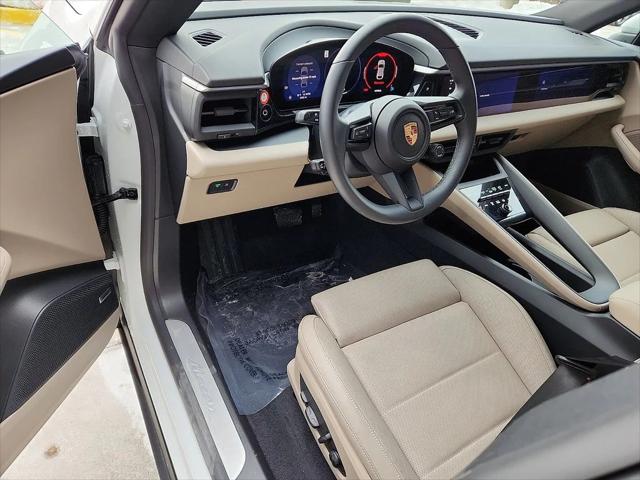 2025 Porsche Macan Electric Unknown