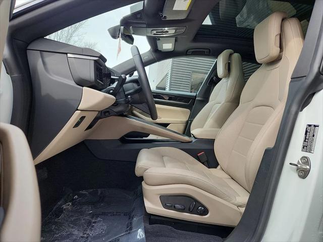2025 Porsche Macan Electric Unknown