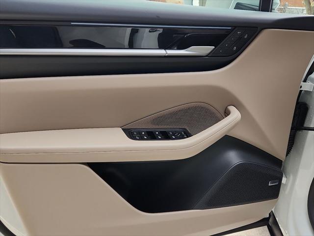 2025 Porsche Macan Electric Unknown