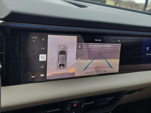 2025 Porsche Macan Electric Unknown