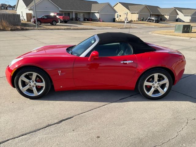 2006 Pontiac Solstice Unknown