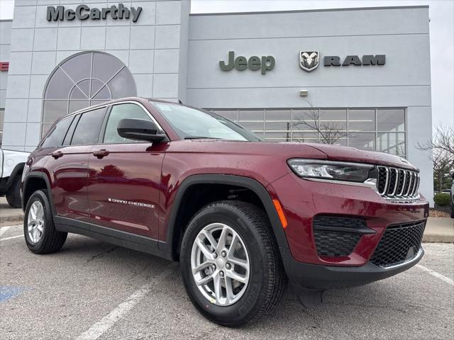 2026 Jeep Grand Cherokee Laredo 4x4 for sale in Lee's Summit, MO