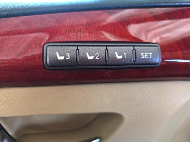 2010 Lexus LX 570 Unknown
