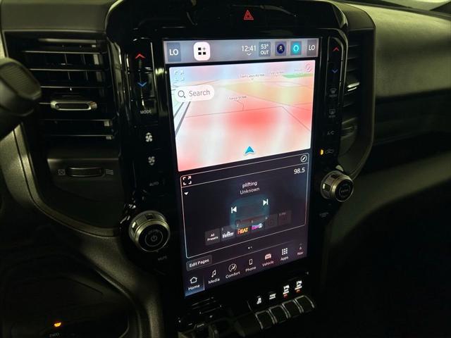 2026 RAM Ram 2500 RAM 2500 BLACK EXPRESS CREW CAB 4X4 64 BOX