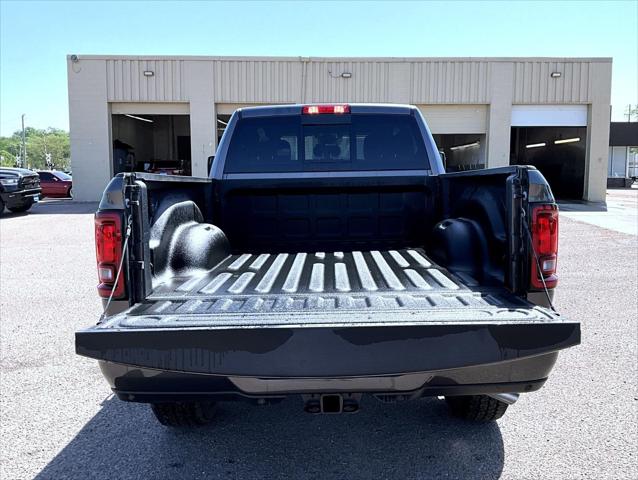 2026 Ram 2500 Black Express Crew Cab 4x4 6'4" Box