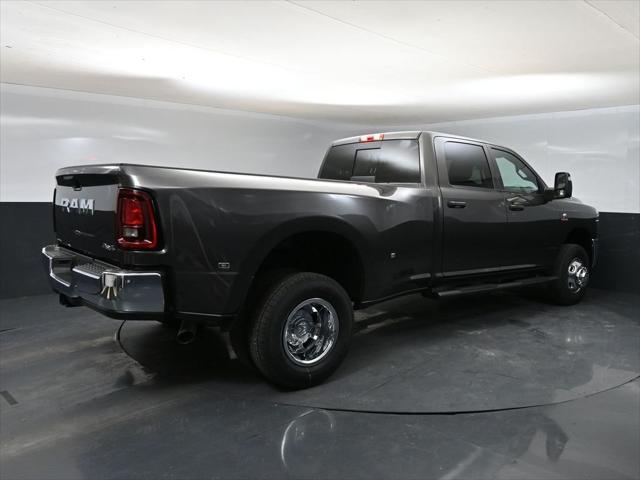 2026 RAM Ram 3500 RAM 3500 TRADESMAN CREW CAB 4X4 8 BOX