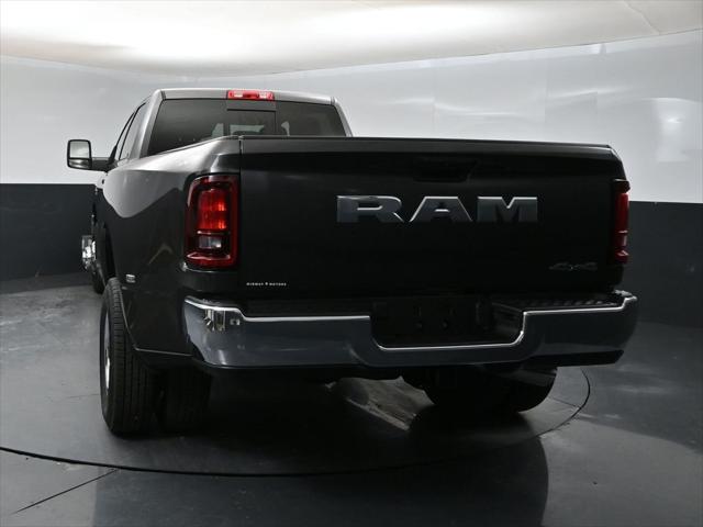 2026 RAM Ram 3500 RAM 3500 TRADESMAN CREW CAB 4X4 8 BOX