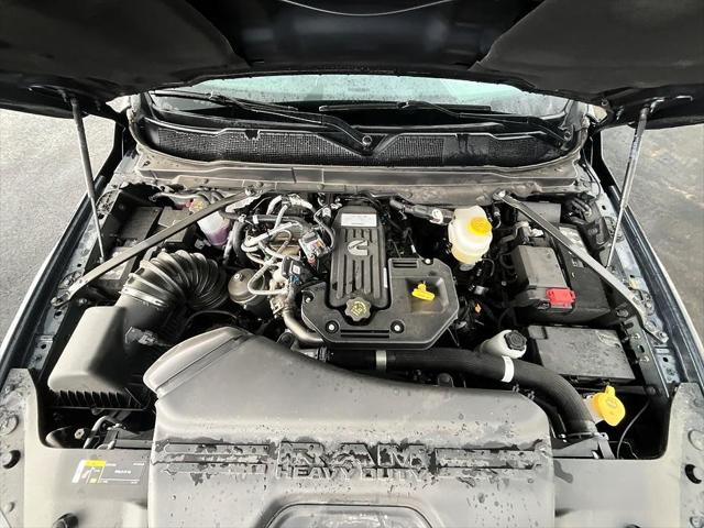 2026 RAM Ram 2500 RAM 2500 BLACK EXPRESS CREW CAB 4X4 64 BOX