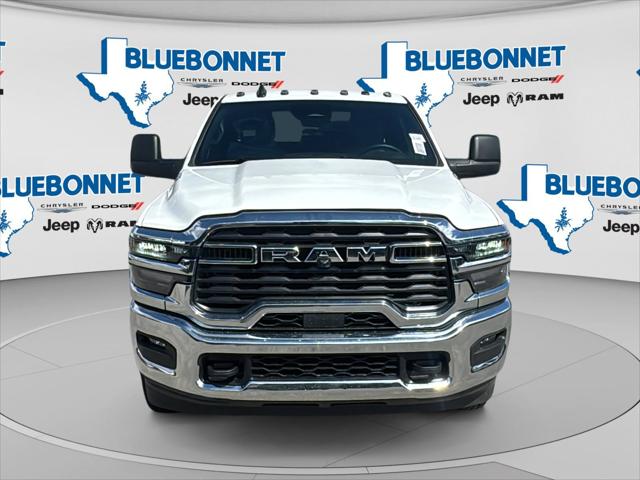 2026 RAM 3500 Chassis RAM 3500 TRADESMAN CREW CAB CHASSIS 4X4 60 CA